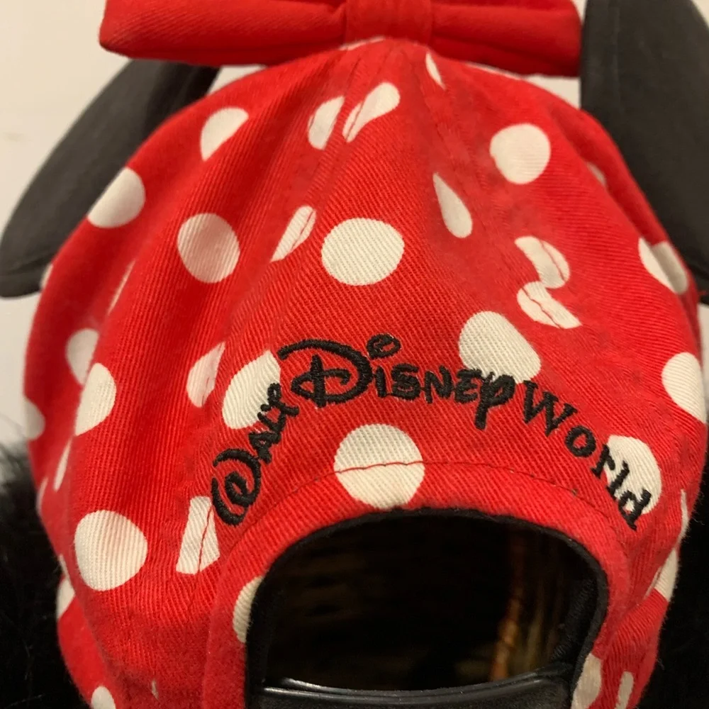 Minnie Mouse Hat - Picture 4 of 5